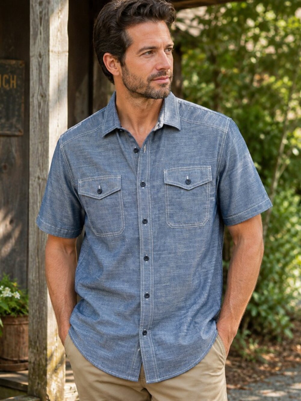 Woolrich Men’s Blue Chambray Short Sleeve Work Shirt XL 100% Cotton
